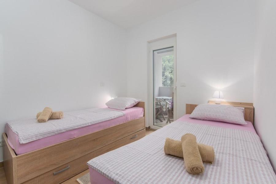 Irma Apartment Dajla Εξωτερικό φωτογραφία